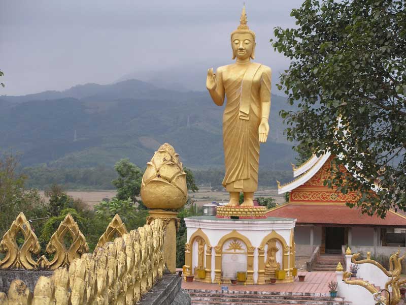 Statue Bouddha Oudomxay Laos