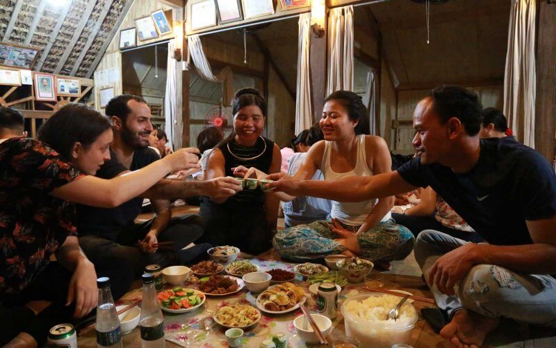 repas chez l'habitant ha giang nord vietnam