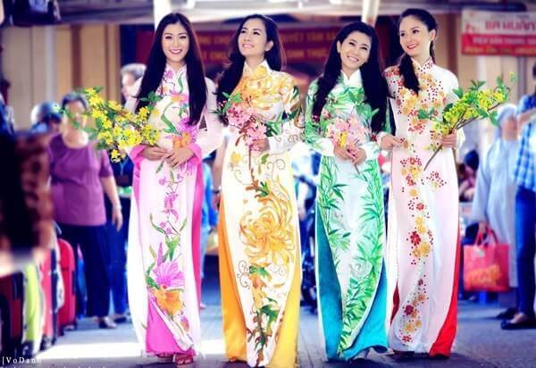 Le ao dai moderne ao dai moderne