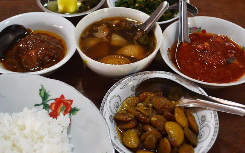 plats curry birman
